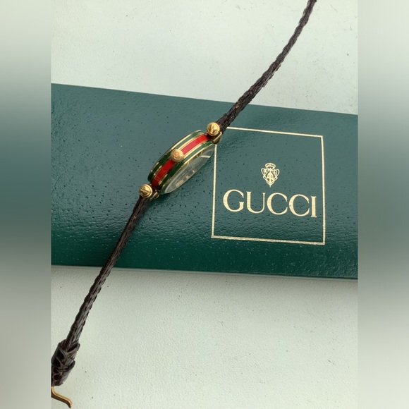 Ladies authentic Gucci watch💚❤️💛 - Picture 5 of 13